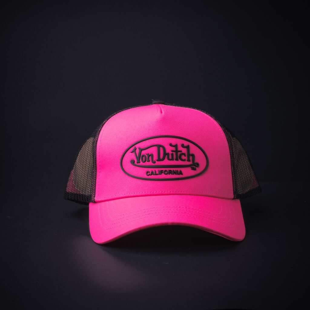 Gorra Trucker Von Dutch Rosa Fiusha Con Negro