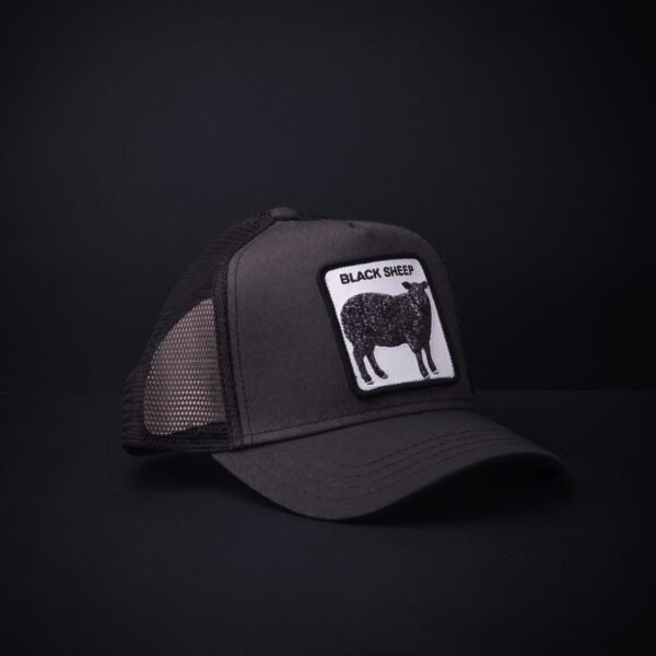 Gorra Goorin Bros Trucker Black Sheep Negra