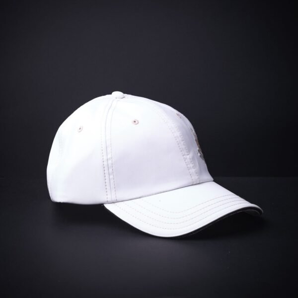 Gorra Goorin Bros Trucker Blessed Blanca