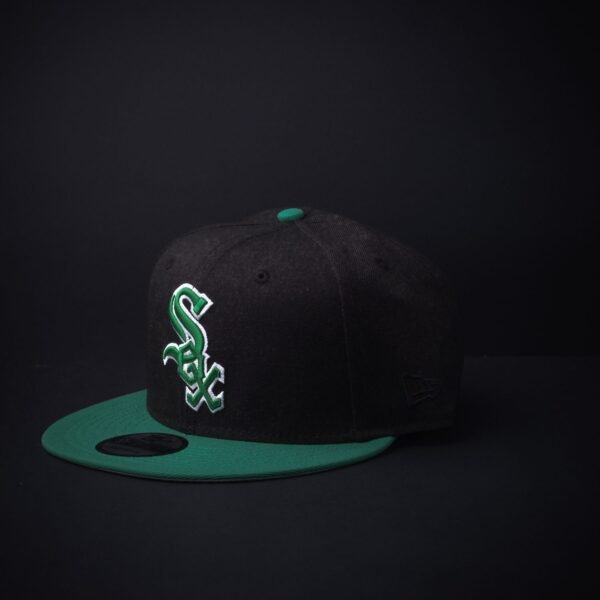 Gorra New Era 9Fifty Chicago White Sox Snapback Color Negra/Verde