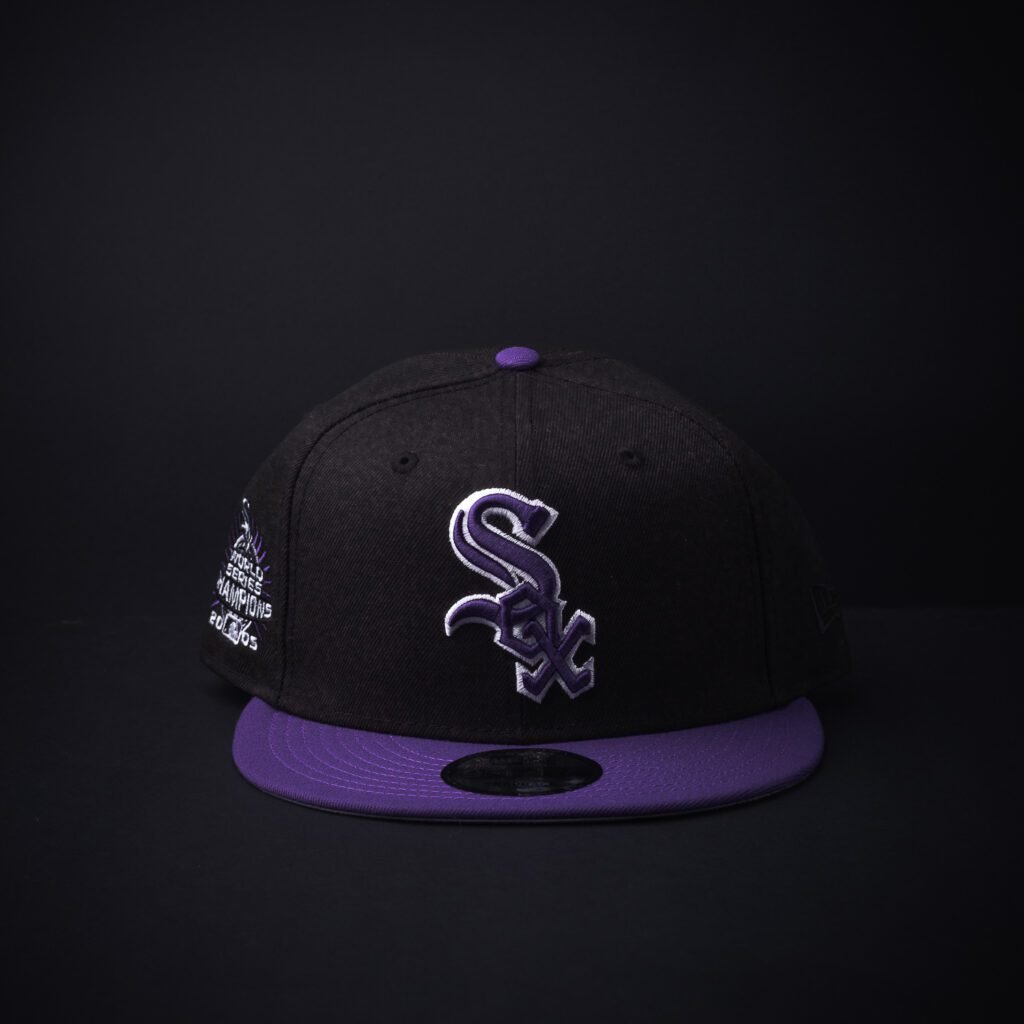 Gorra New Era 9Fifty Chicago White Sox Snapback Color Negra/Morado