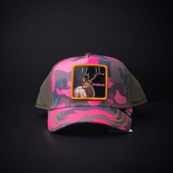 Gorra Goorin Bros Trucker Game On Rosa Camuflajiado
