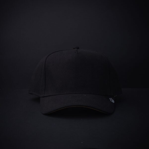 Gorra Goorin Bros Trucker Negra Lisa Mezclilla