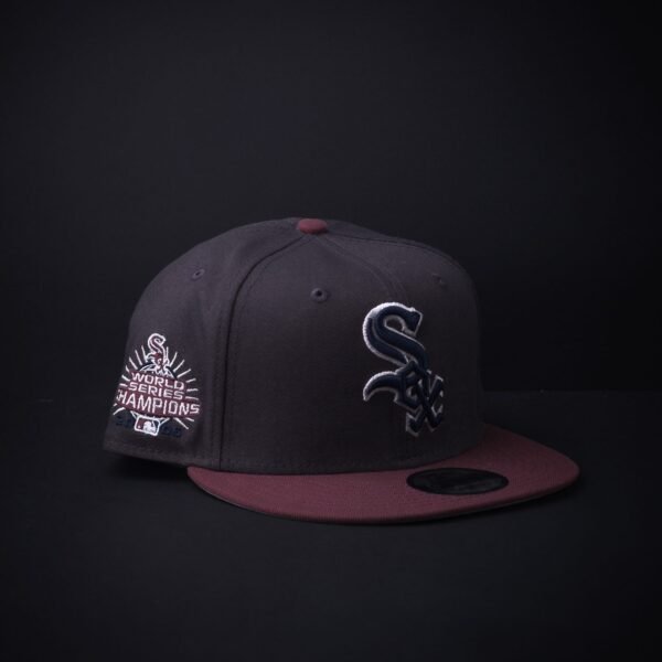 Gorra New Era 9Fifty Chicago Sox Snapback Color Gris/Guindo