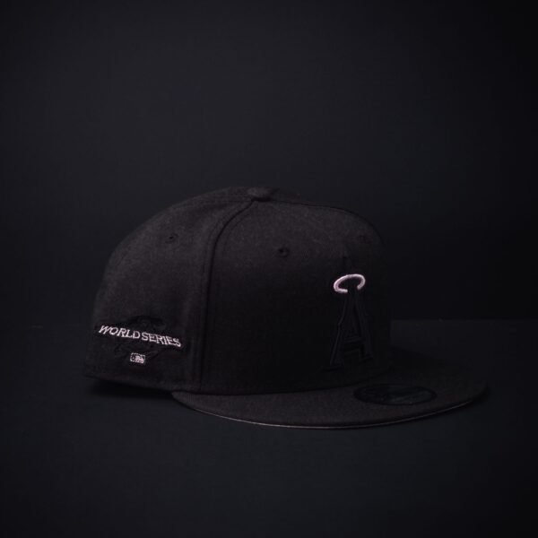 Gorra New Era 9Fifty Los Angeles Snapback Color Negra/Rosa
