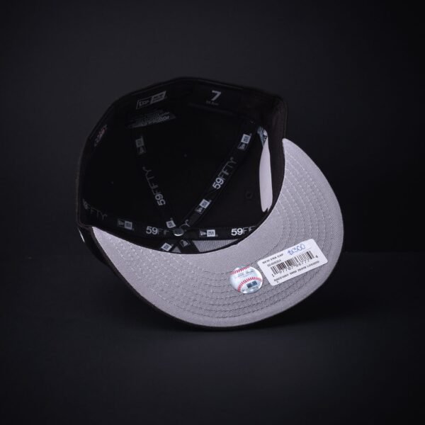 Gorra New Era 59Fifty Los Angeles Dogers  Exclusiva Cerrada Color Negra