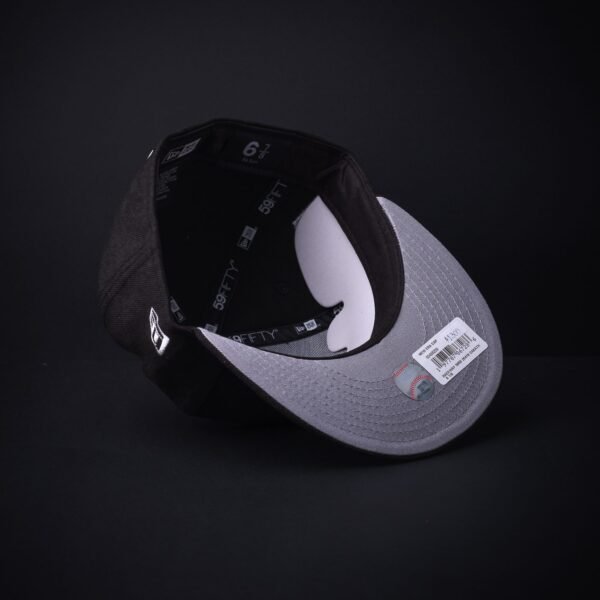 Gorra New Era 59Fifty Athletics Oakland Exclusiva Cerrada Color Negra