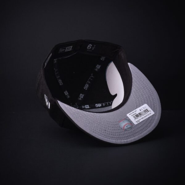 Gorra New Era 59Fifty Detroit Exclusiva Cerrada Color Negro