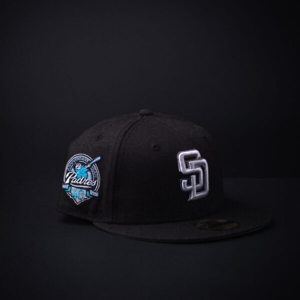 Gorra New Era 59Fifty San Diego Padres  Excluciva Cerrada Color Negra