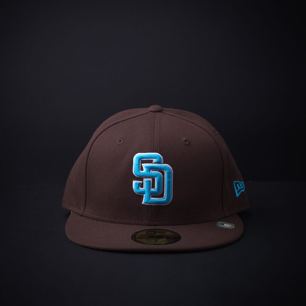 Gorra New Era 59Fifty San Diego Padres  Fathers Day Cerrada Color Cafe