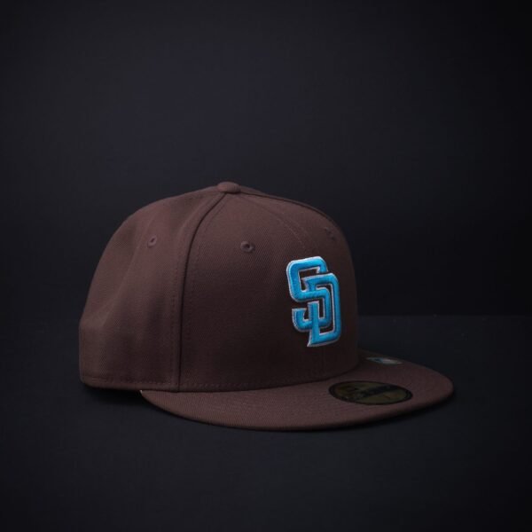 Gorra New Era 59Fifty San Diego Padres  Fathers Day Cerrada Color Cafe