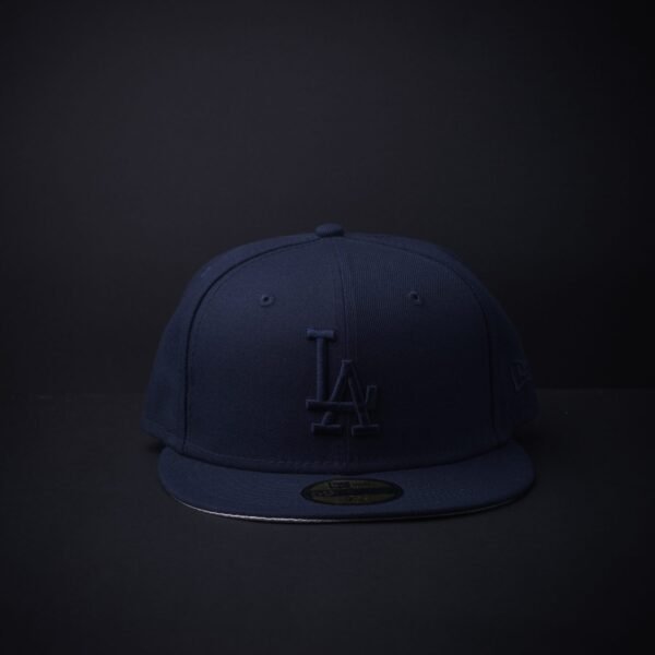 Gorra New Era 59 Fifty Los Ángeles Cerrada Color Azul Marino