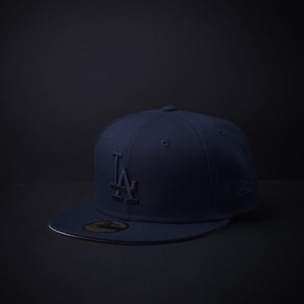 Gorra New Era 59 Fifty Los Ángeles Cerrada Color Azul Marino