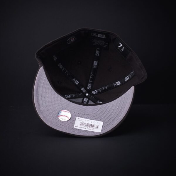 Gorra New Era 59 Fifty Atlanta Braves  Cerrada Color Negra