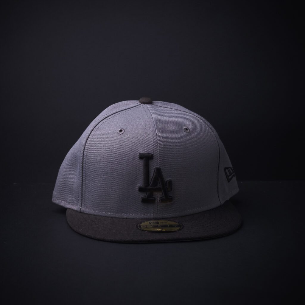 Gorra New Era 59 Fifty Los Ángeles Cerrada Color Gris/Negro