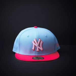 memoria 2-393 Gorra NewEra 59 Fifty New York Yankees  Cerrada Color Celeste/Rojo