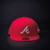 Gorra Nwe Era 59 Fifty Atlanta Braves Cerrada  Color Rojo
