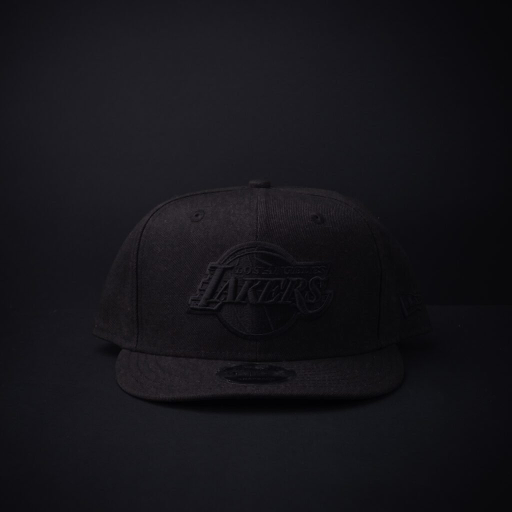 Gorra New Era 9Fifty Los Angeles Lakers NBA  A-Frame Color Negra