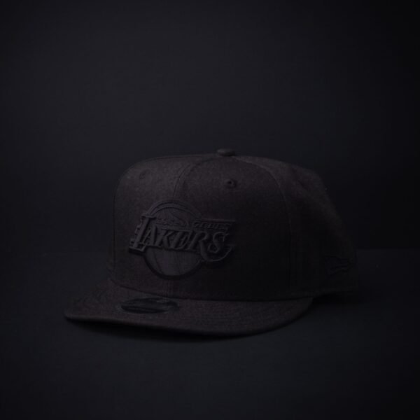 Gorra New Era 9Fifty Los Angeles Lakers NBA  A-Frame Color Negra