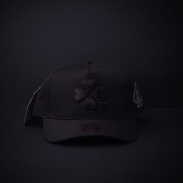 Gorra 1iron Trendy Lucky Black Trebol Negro