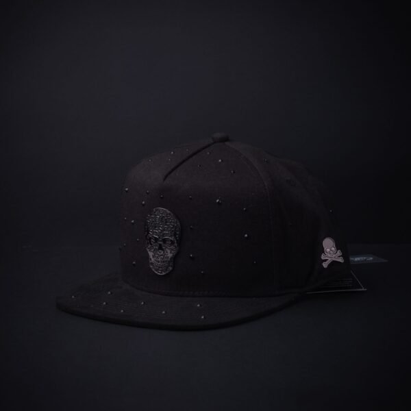 Gorra Cash Only Calavera Negra con Piedras