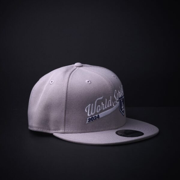 Gorra New Era 9Fifty Los Ángeles Dogers Snapback Color Gris