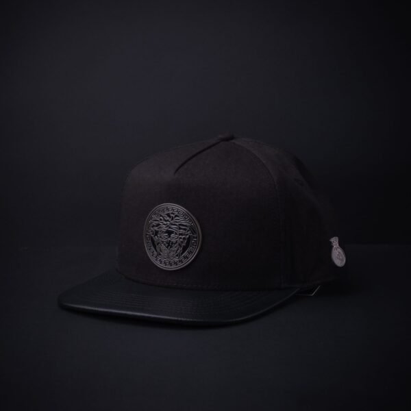Gorra Cash Only Medusa  Negra