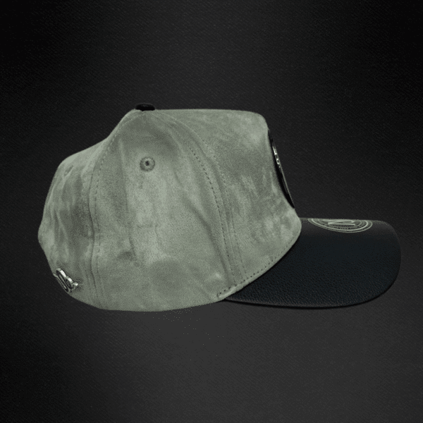 Gorra Mr kash Dont Look At Me Gris Gamuza