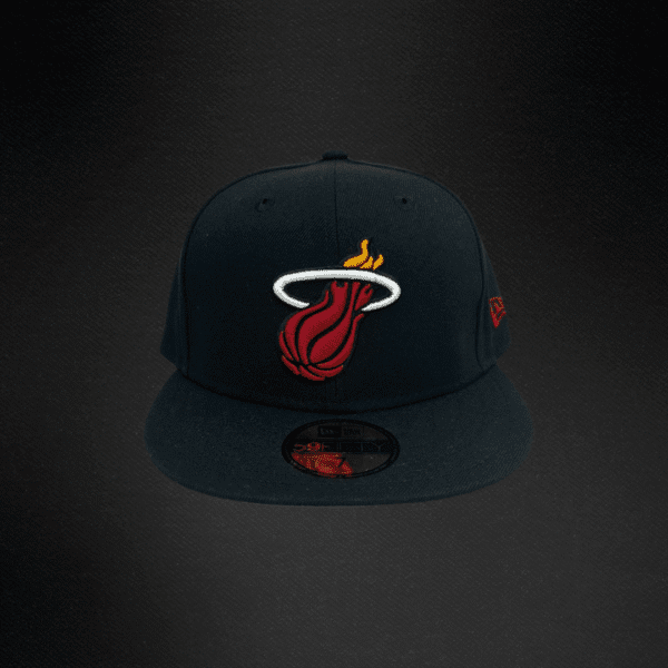 Gorra New Era 59Fifty Miami Heat Negra NBA Clasica