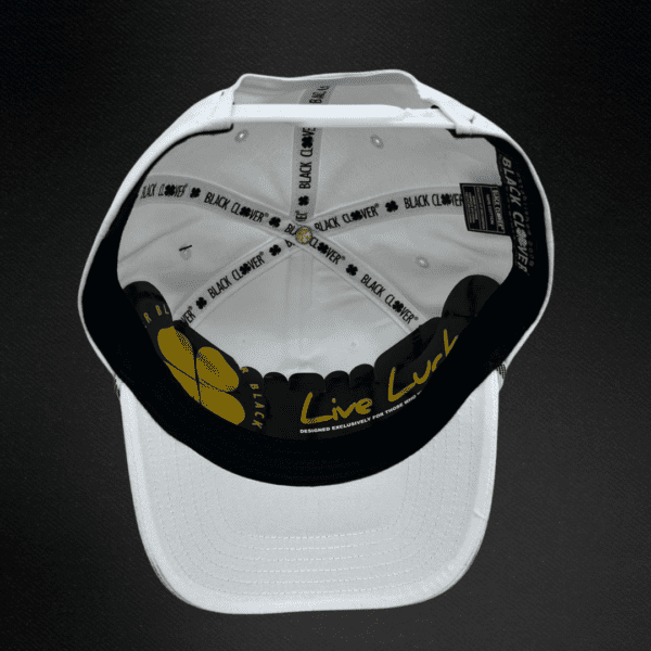 Gorra Black Clover Upside Doun Luck Blanco/Bordado Negro