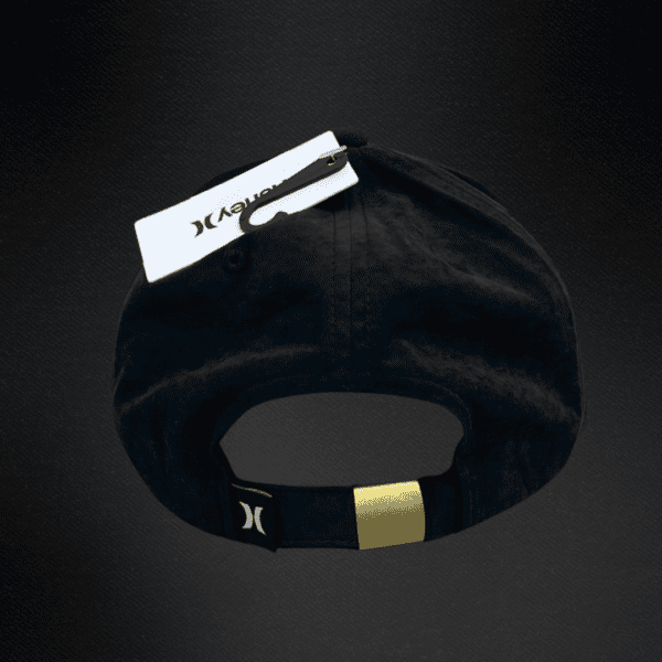 Gorra Huley H2O-Dri Negra/ Logotipo Dorado