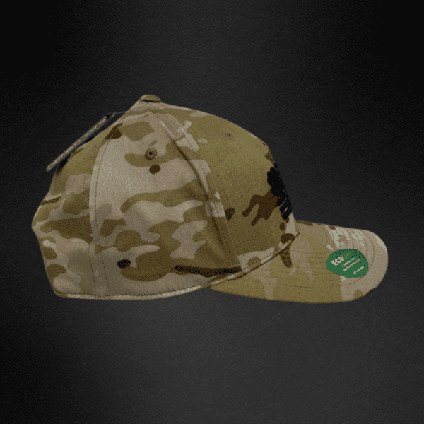 Gorra Black Clover Nation Camo con Bandera