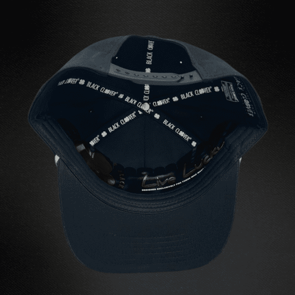 Gorra Black Clover Lucky 14 Negra Bordada
