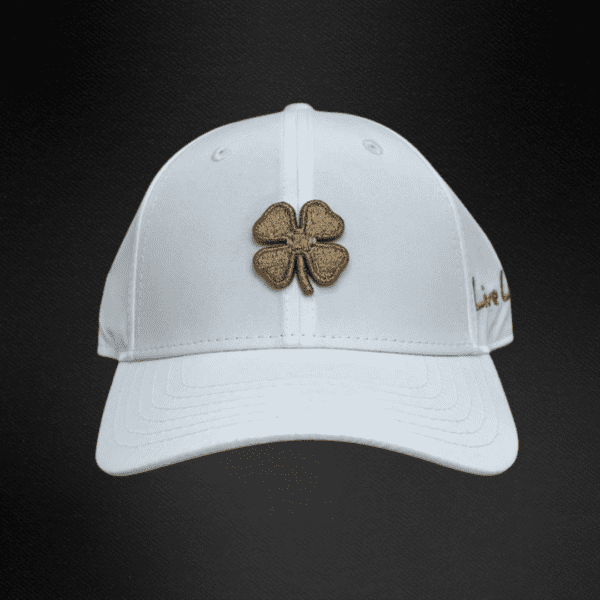 Gorra Black Clover Hollywood 1 En Color Blanco Con Trébol Dorado en 3D