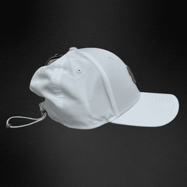 Gorra Black Clover Hollywood 1 En Color Blanco Con Trébol Dorado en 3D