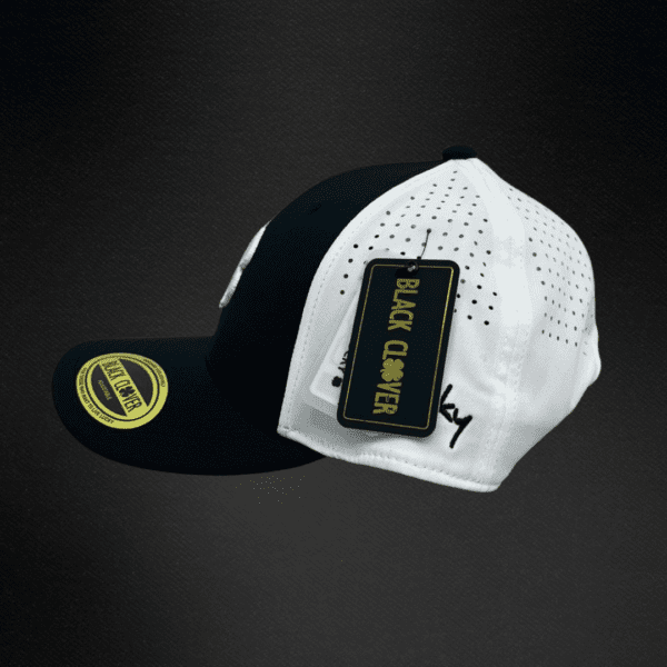 Gorra Black Clover 171 Unisex En Color Azul Marino Con Trébol Blanco