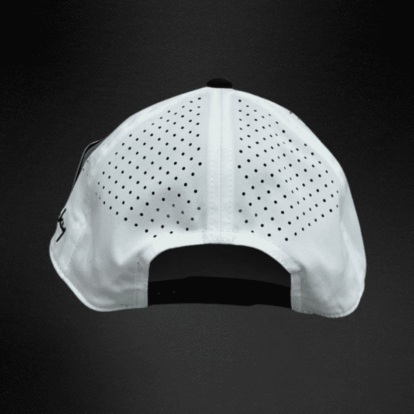 Gorra Black Clover 171 Unisex En Color Azul Marino Con Trébol Blanco