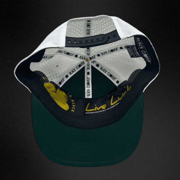Gorra Black Clover 171 Unisex En Color Azul Marino Con Trébol Blanco