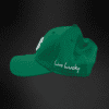 Gorra Black Clover Color Verde Bandera Trébol Blanco Talla S/M