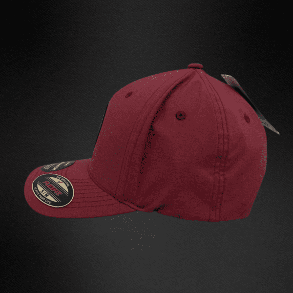 Gorra Hurley Phantom Lock Up Guinda Cerrada Talla S/M