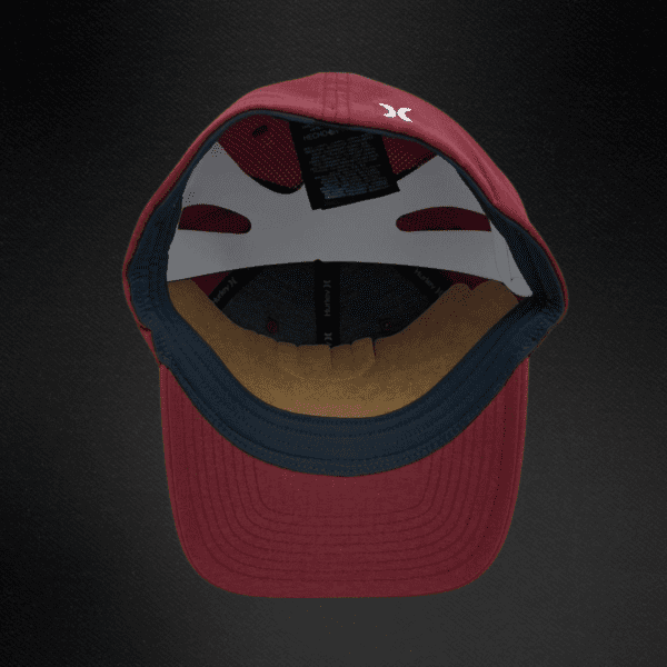 Gorra Hurley Phantom Lock Up Guinda Cerrada Talla S/M